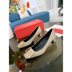 Roger Vivier Shoes